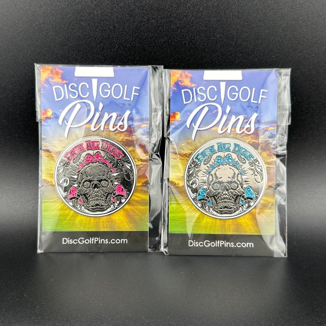 Pin de Amanitas Crushin' (2 opciones de color)