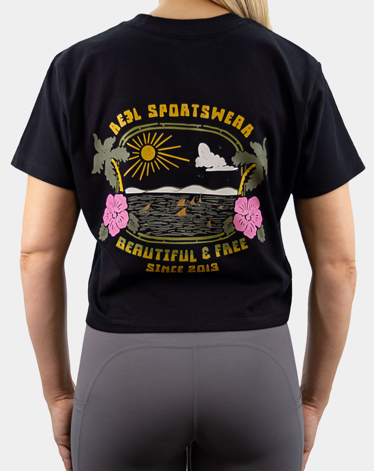 Camiseta hermosa y gratis