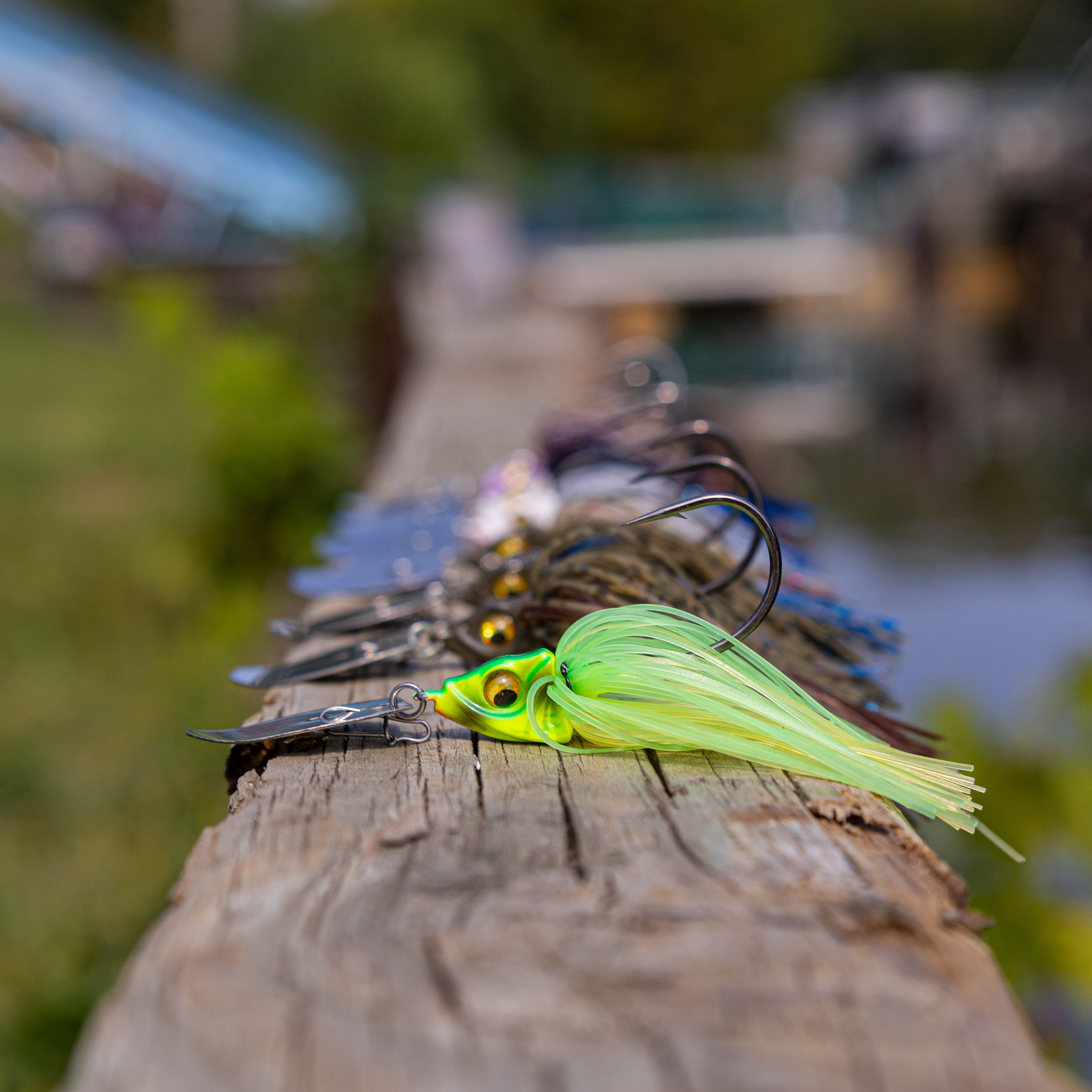Jigs de natación con cuchillas vibratorias de tungsteno Reaction Tackle (paquete de 2)