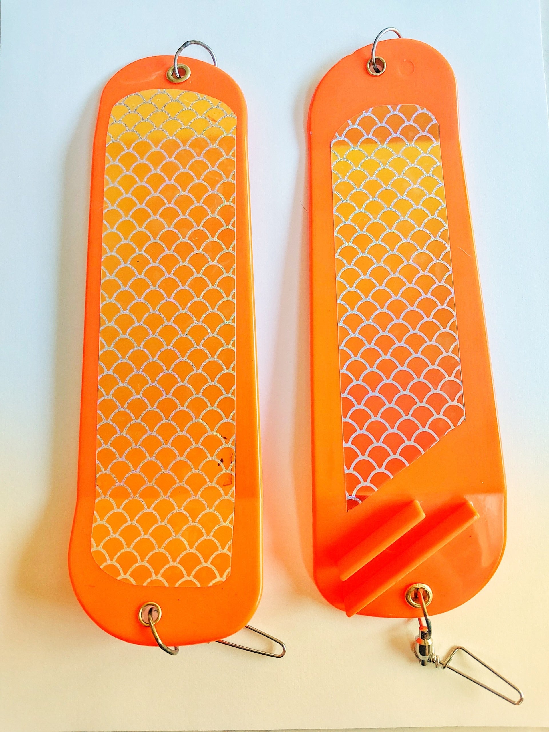 8.5" Orange Dual Fin Flasher
