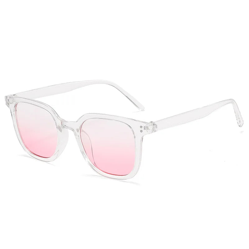 Retro-Chic Sunglasses Bobber Bargain