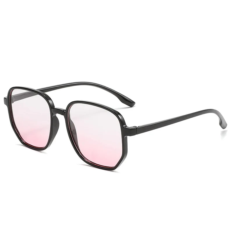 Retro-Chic Sunglasses Bobber Bargain