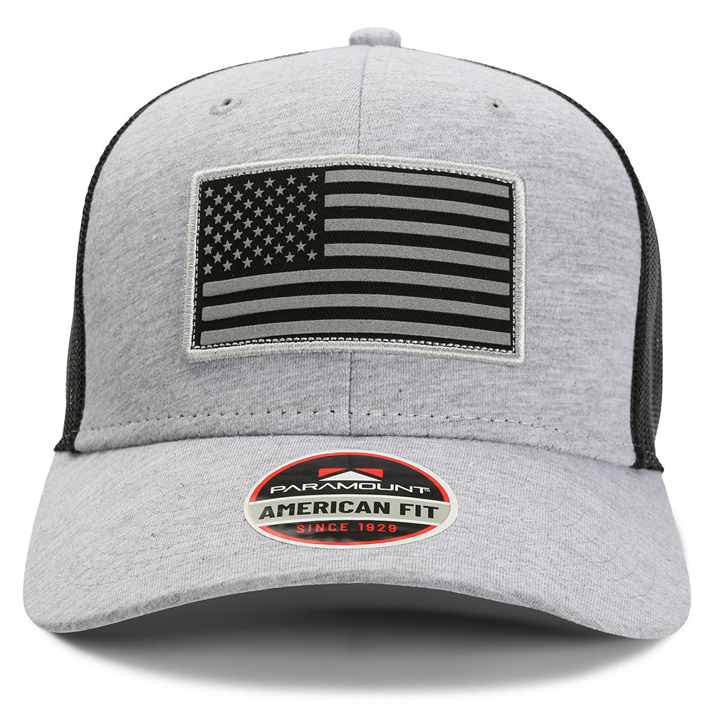 Gorra Riverside Reflective con bandera estadounidense y parte trasera de malla.
